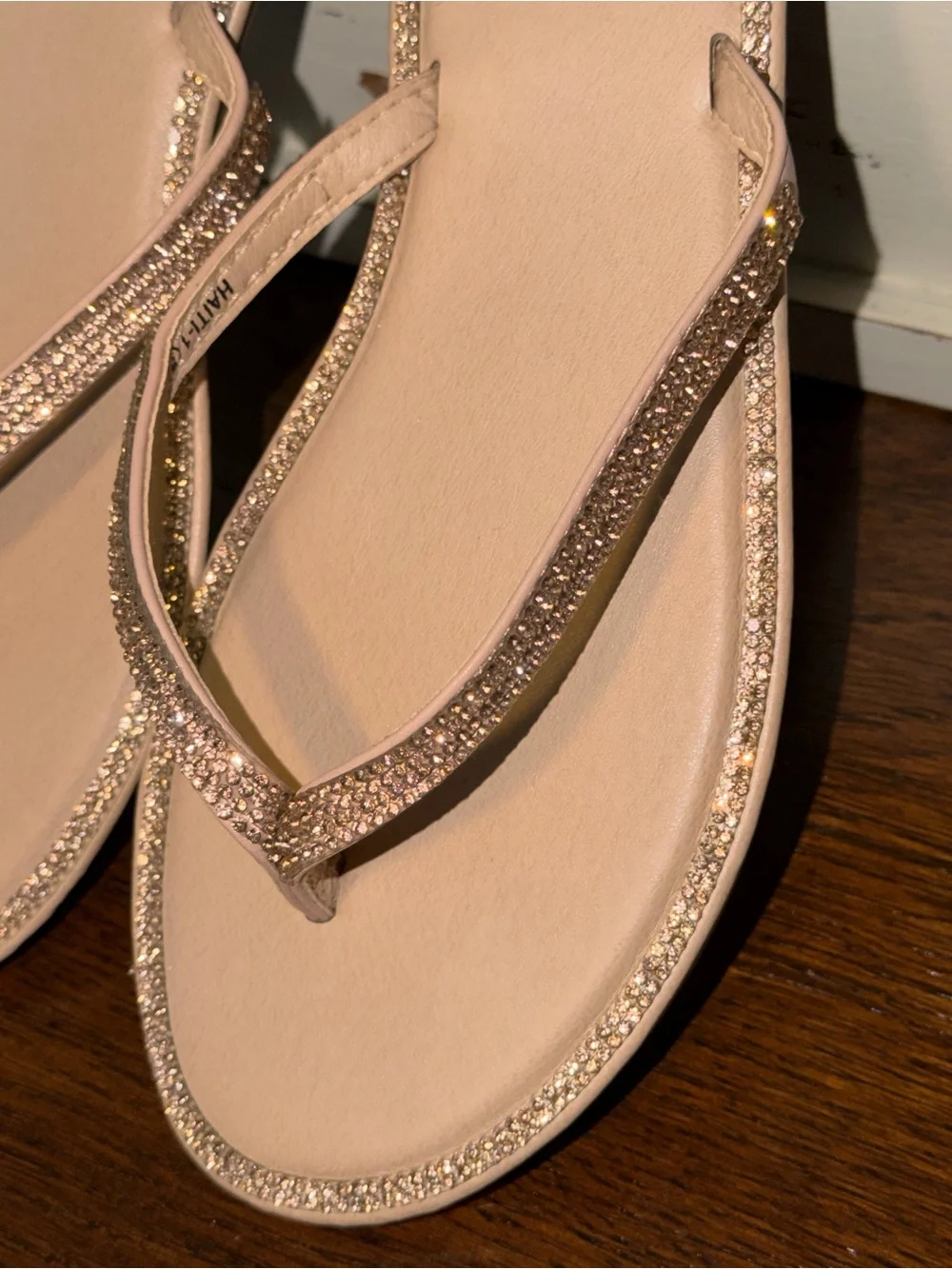 🎉TOP Moda rose Rhinestone Trim Flip Flop Sandals size 9 - Picture 3 of 5